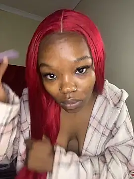 YummyMelanin117 online show from October 12, 11:59 pm