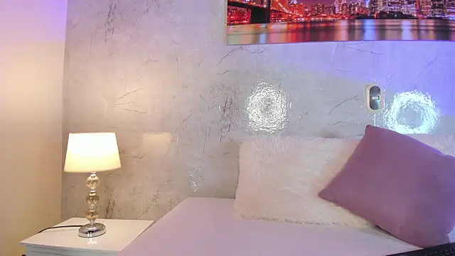 zaraquiinn online show from December 20, 2:46 pm