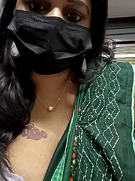 Snapshot of aparna99 chatting on November 2, 10:01 pm aparna99 online show from November 2, 10:01 pm