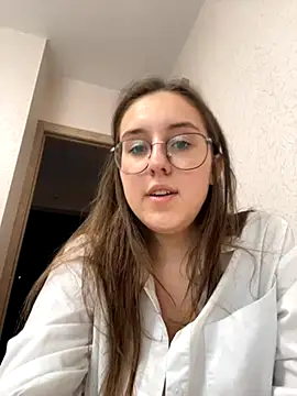 Vviikkssiikk online show from September 26, 2:32 pm