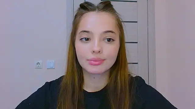 MelanieAlves online show from September 16, 5:14 pm