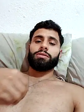 Snapshot of leonan66 chatting on March 19, 1:43 am leonan66 online show from March 19, 1:43 am