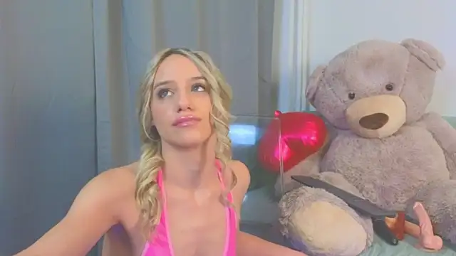 Snapshot of MellisaKim chatting on November 22, 9:47 pm MellisaKim online show from November 22, 9:47 pm