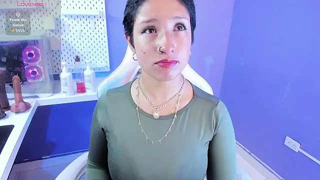 Elaine87  online show from November 20, 4:18 pm