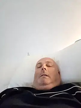 Snapshot of Alexis_Bull chatting on March 19, 11:39 am Alexis Bull online show from March 19, 11:39 am