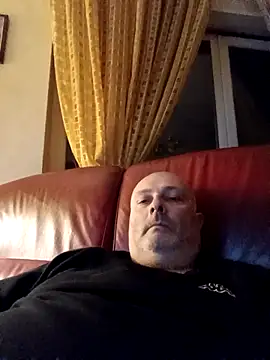 Snapshot of Alexis_Bull chatting on March 23, 1:09 am Alexis Bull online show from March 23, 1:09 am