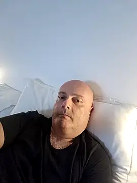 Snapshot of Alexis_Bull chatting on October 13, 9:59 pm Alexis Bull online show from October 13, 9:59 pm