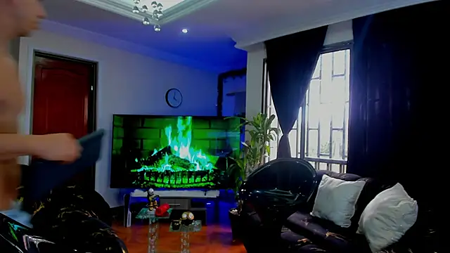 Lukas Green online show from December 3, 9:02 pm