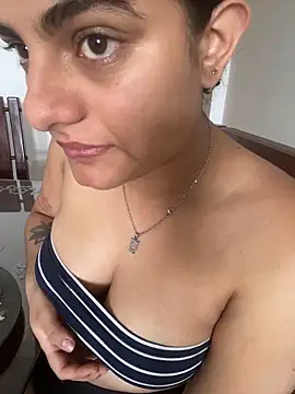 carlafox05 online show from March 16, 1:59 pm