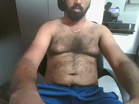 Snapshot of lovelyakash69 chatting on October 2, 8:32 am lovelyakash69 online show from October 2, 8:32 am