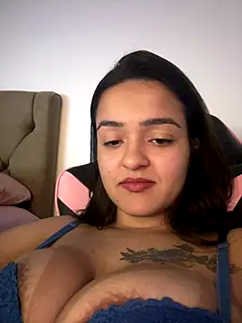 Snapshot of Manu_2002_ chatting on October 21, 1:17 am Manu 2002 online show from October 21, 1:17 am