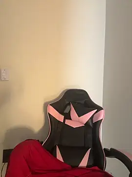 Snapshot of Manu_2002_ chatting on November 12, 10:04 am Manu 2002 online show from November 12, 10:04 am