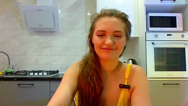 TesssaHart online show from March 25, 10:05 pm