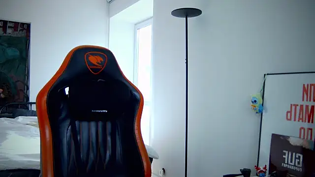 DanyDavis online show from September 13, 9:09 am