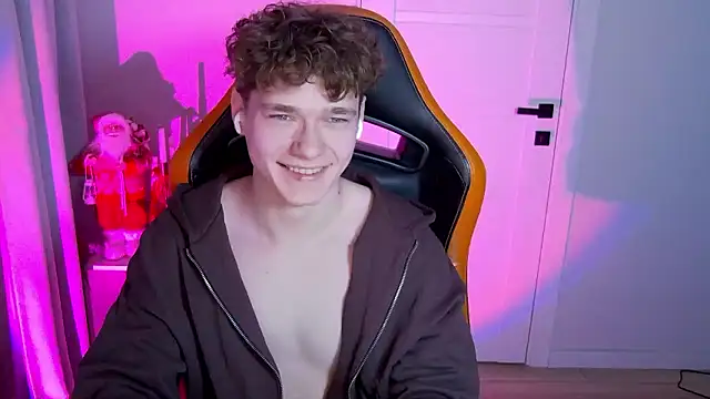 DanyDavis online show from January 7, 2:41 pm