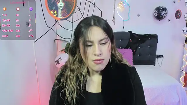 Snapshot of saaya_tay chatting on October 29, 3:09 am saaya tay online show from October 29, 3:09 am