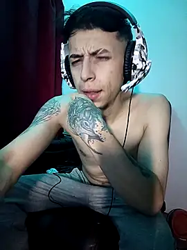 Snapshot of Chris__Jones chatting on September 11, 4:12 am Chris Jones online show from September 11, 4:12 am