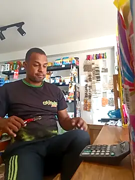 elnegro707070 online show from September 30, 11:59 am