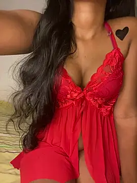 selena mia online show from April 10, 6:12 pm