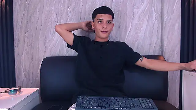 Snapshot of Matt_Ruso chatting on September 10, 6:41 pm Matt Ruso online show from September 10, 6:41 pm