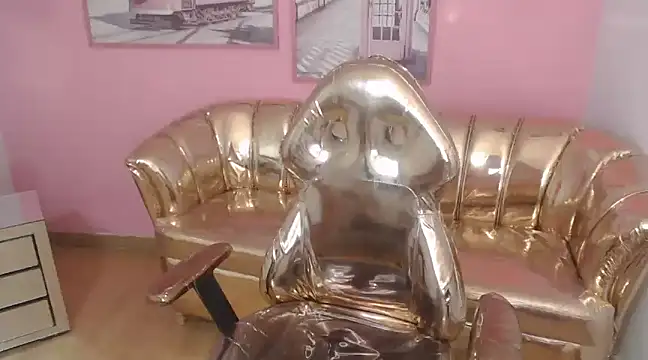 clementine t online show from March 22, 3:42 pm