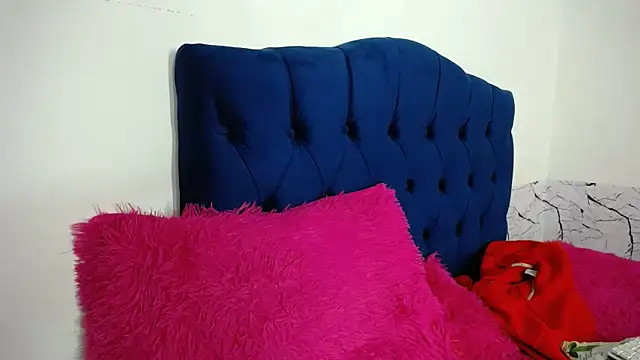 Snapshot of karolay_su chatting on November 17, 8:58 pm karolay su online show from November 17, 8:58 pm