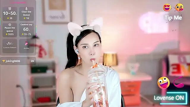 LunaBelle1984 online show from November 21, 3:11 pm