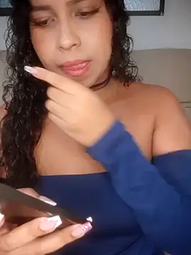 camillaCat online show from April 12, 5:18 pm