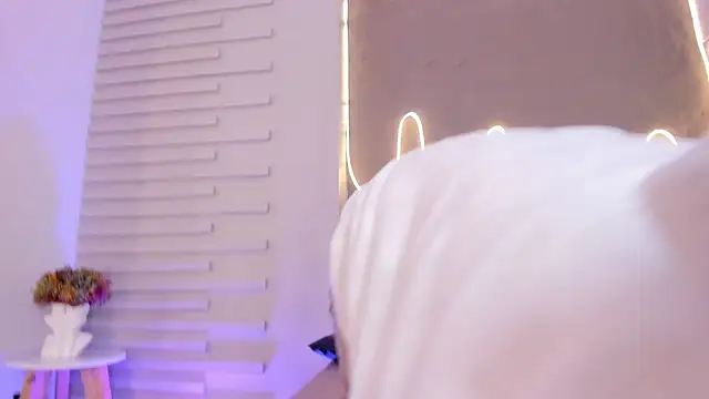 Dulce Quintana online show from December 1, 12:21 pm