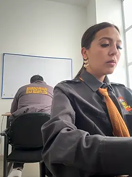 Snapshot of MELODY__06 chatting on November 2, 1:46 pm MELODY 06 online show from November 2, 1:46 pm