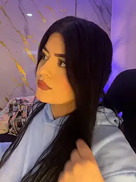 Kariina  69 online show from April 14, 1:00 am