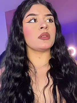 Kariina  69 online show from April 21, 1:42 am