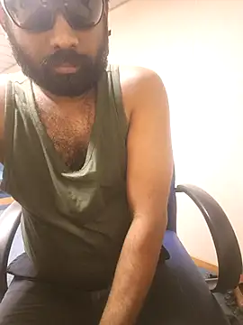 UrbanUtopia online show from March 21, 12:15 am