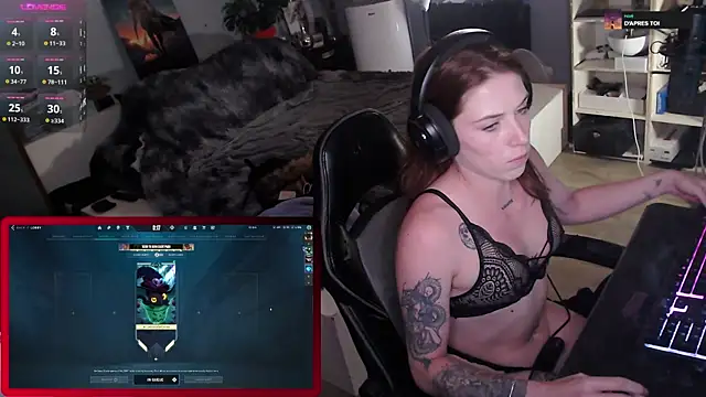 Snapshot of Horny_Makima chatting on September 23, 11:46 am Horny Makima online show from September 23, 11:46 am