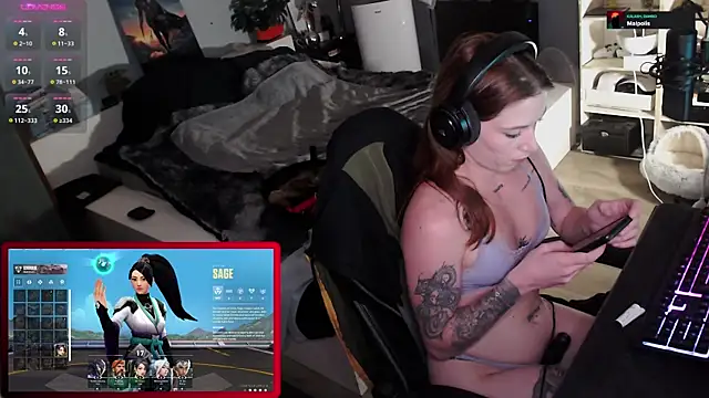 Snapshot of Horny_Makima chatting on October 5, 9:51 am Horny Makima online show from October 5, 9:51 am