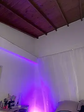 Mia  Gray online show from November 11, 7:47 pm