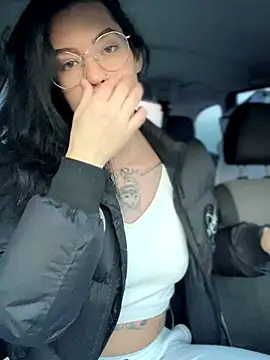 MeekyRich online show from October 31, 1:17 am