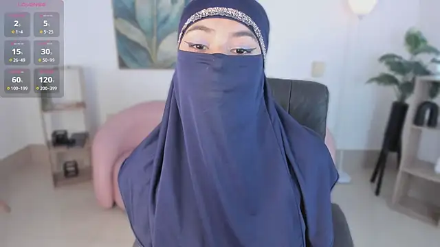 kylie soraya online show from October 30, 4:08 pm