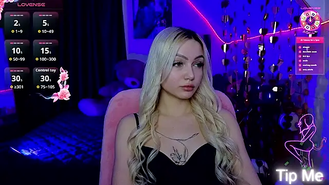 LinaLirian online show from March 10, 4:01 pm