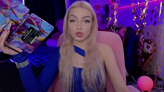 LinaLirian online show from March 21, 8:19 am