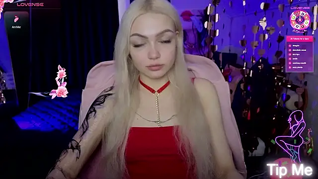 LinaLirian online show from March 25, 10:10 am