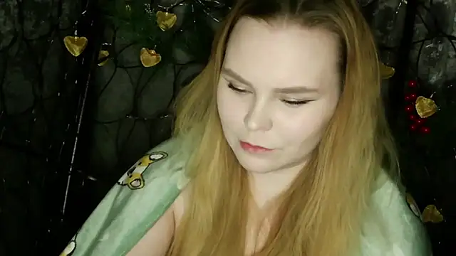 Snapshot of blushing_star chatting on February 24, 4:38 pm blushing star online show from February 24, 4:38 pm