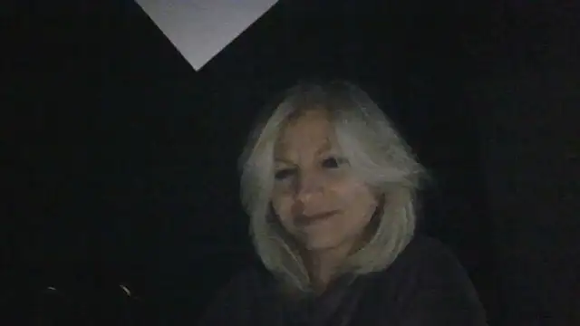 Snapshot of AidaRay chatting on November 9, 4:05 pm AidaRay online show from November 9, 4:05 pm