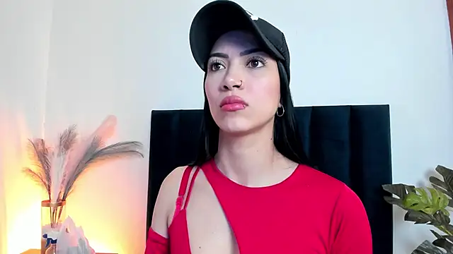 AbbieJoness  online show from October 16, 11:33 am