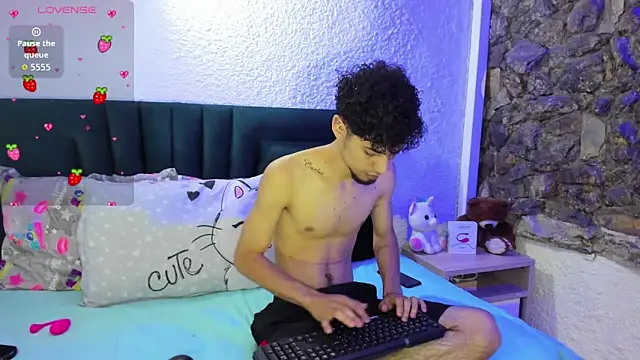 JennMuriel  online show from November 8, 12:49 pm