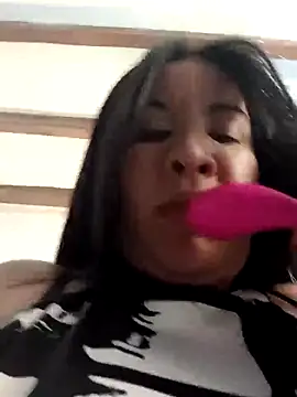 hotCOUPLEPETRA online show from March 17, 12:04 am