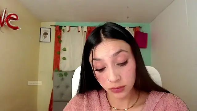 Snapshot of vale_miel chatting on October 18, 9:26 pm vale miel online show from October 18, 9:26 pm