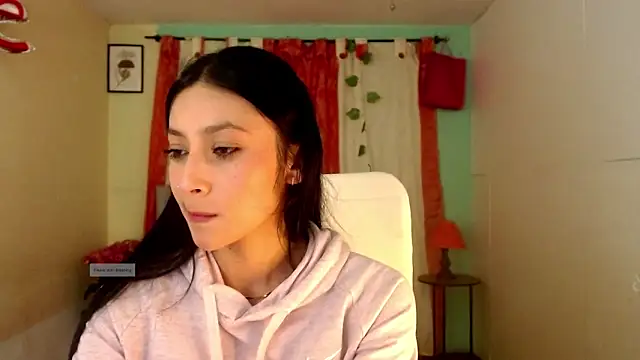 Snapshot of vale_miel chatting on October 31, 12:44 am vale miel online show from October 31, 12:44 am