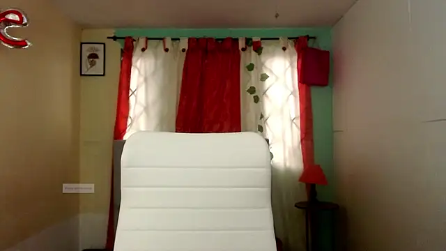 Snapshot of vale_miel chatting on November 21, 7:56 pm vale miel online show from November 21, 7:56 pm