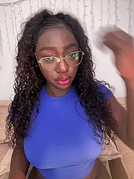 alissradiante1 online show from January 15, 3:00 am